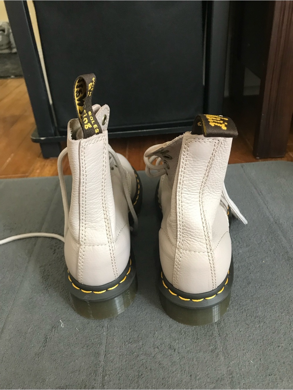 Dr. Martens Women's Cream Lace-Up Leather Boots with Yellow Stitching - Picture 3 of 4